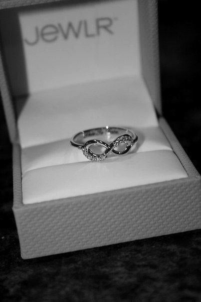 Huitan Chic Bow Shape Finger Ring